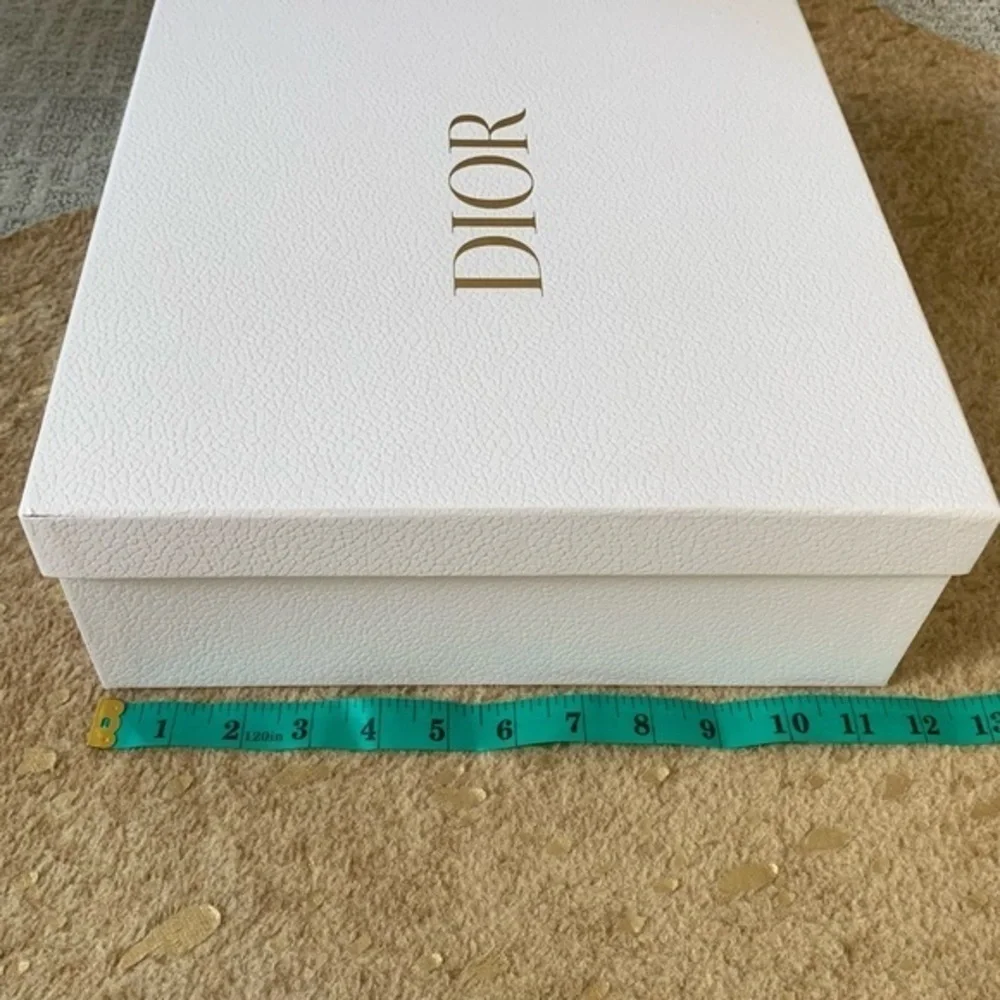 Dior Gift Box with Ribbons and Tissue - Picture 9 of 9